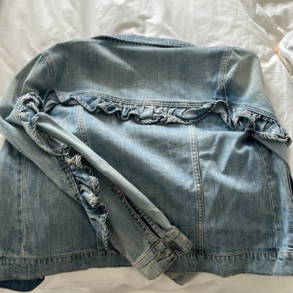 BP Detailed Jean Jacket - Picture 2 of 2